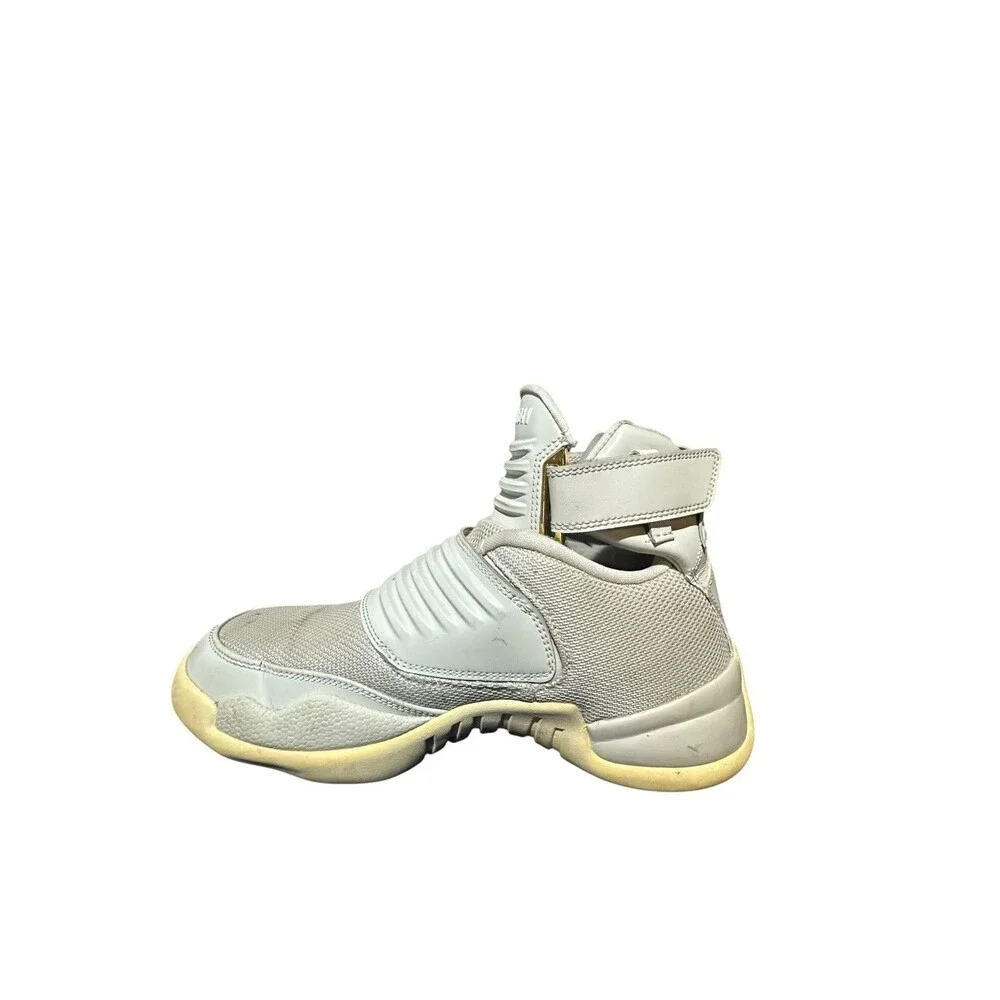 Air Jordan Generation 23 Light Bone Shoes Size 8 Men's Hook Loop Slip On White